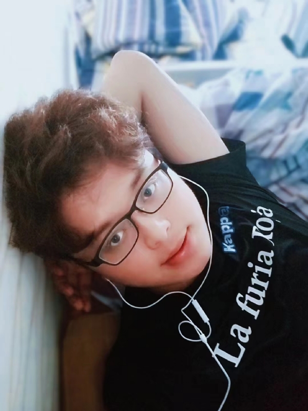 默铭芷的第一张照片--广元蓝颜知己交友网